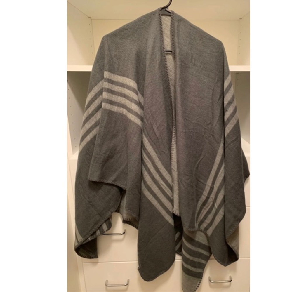 Ladies Wrap